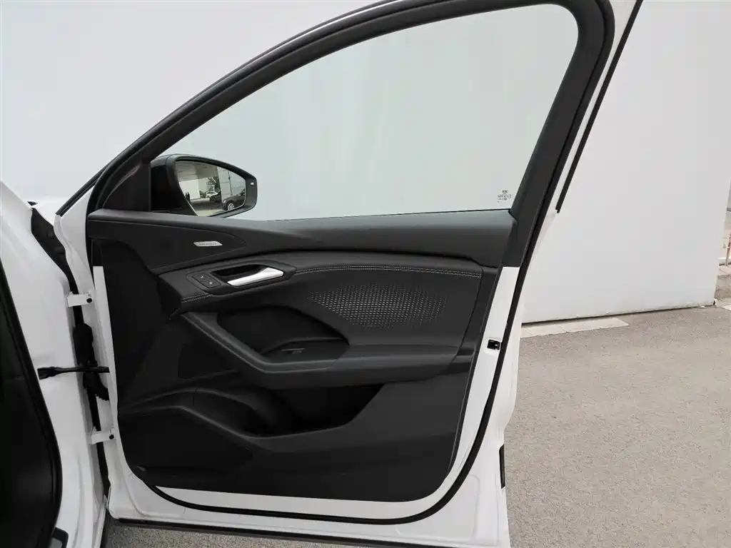 Audi Q6L e-tron 2025 2025 Model Pioneer Edition