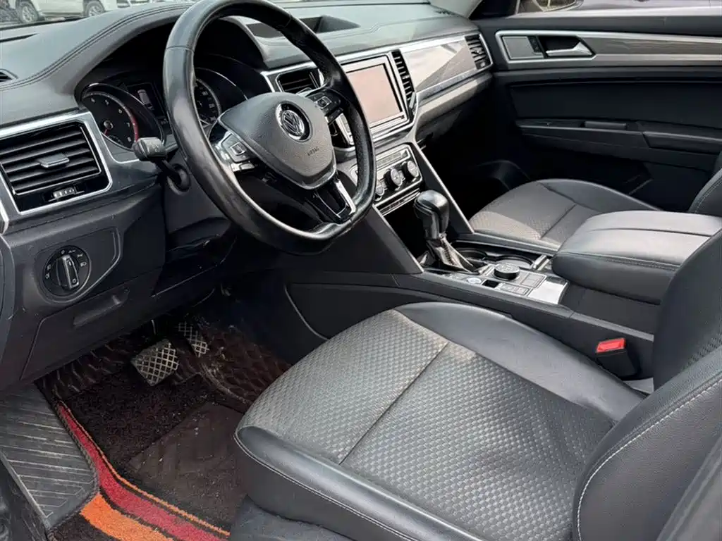Volkswagen Teramont 2019 380TSI 4WD Comfort China V фото 8