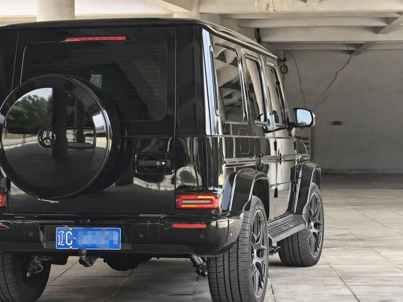 Mercedes-Benz G-Class AMG 2025 AMG G 63 фото 3