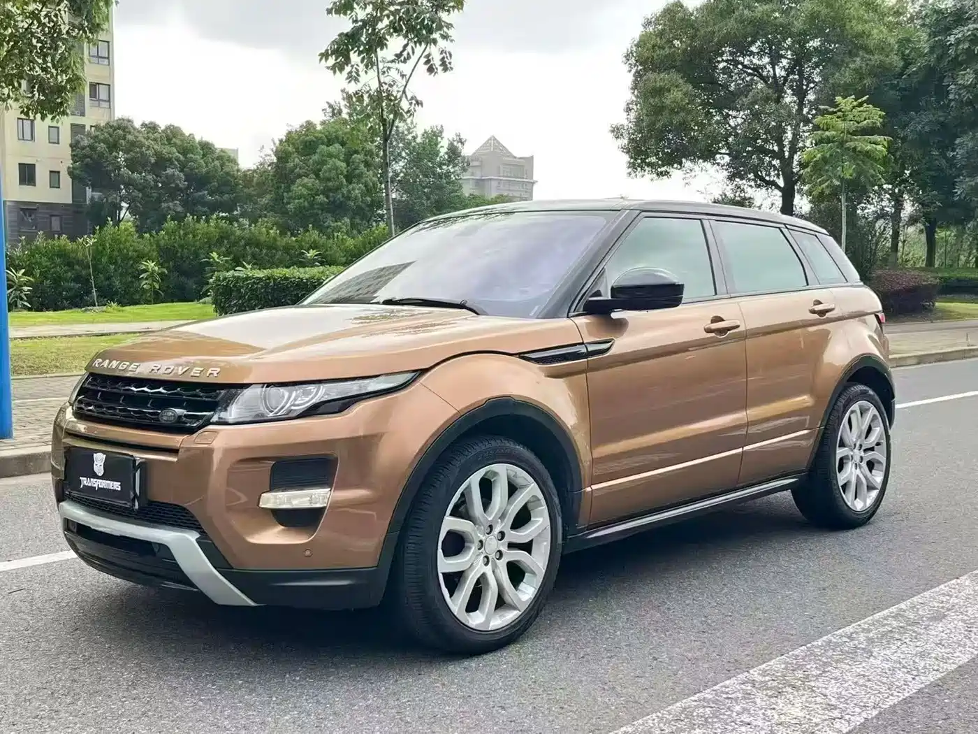 Land Rover Range Rover Evoque (Import) 2014 2.0T 5-door Brilliance Sport
