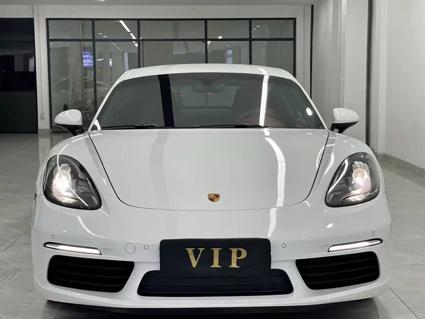 Porsche 718 2018 Cayman 2.0T