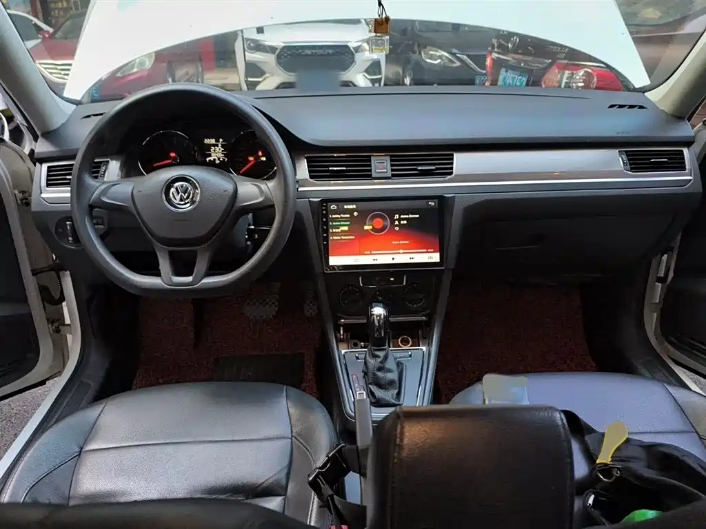 Volkswagen Bora 2018 1.5L Automatic Fashion фото 13