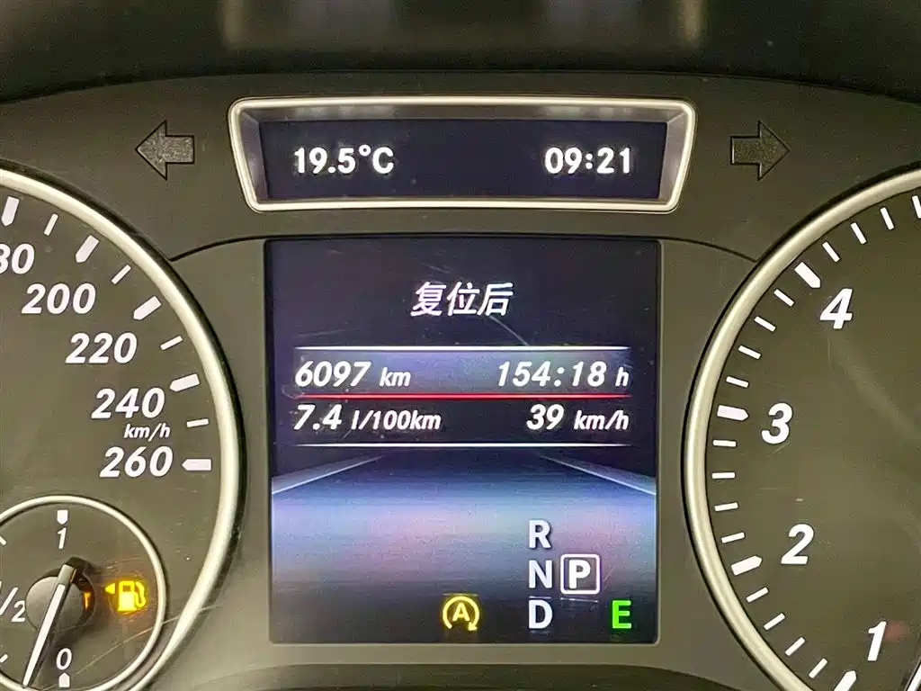 Mercedes-Benz A-Class (Import) 2015 A 180 фото 15