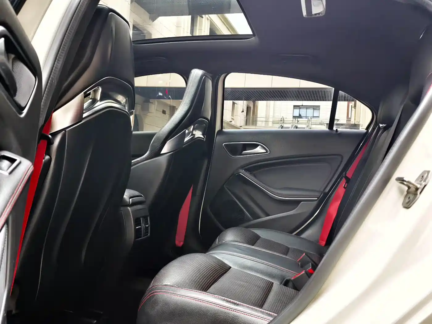 Mercedes-Benz A-Class AMG (Import) 2017 Facelift AMG A 45 4MATIC фото 8