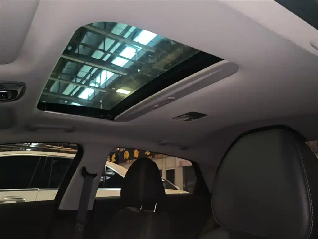 Hyundai Elantra 2023 1.5L CVT GLX Elite Edition фото 18