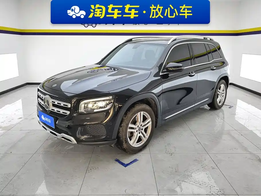 Фотография MERCEDES-BENZ GLB