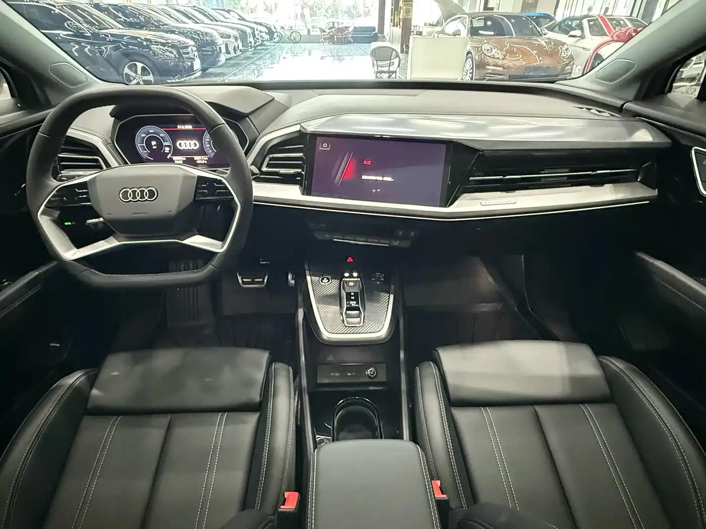 Audi Q4 e-tron 2024 40 e-tron Pioneer Edition фото 6