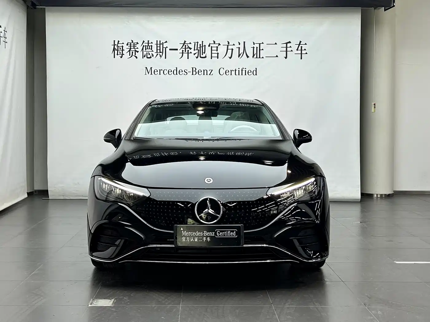 Mercedes-Benz EQE 2025 500 4MATIC Pioneer фото 2