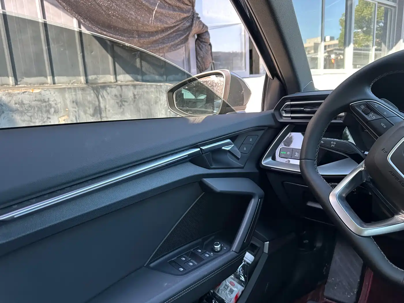 Audi A3 2025 Model A3L Limousine 35TFSI Flying Premium + Luxury Selection Package (Southern Edition) фото 15