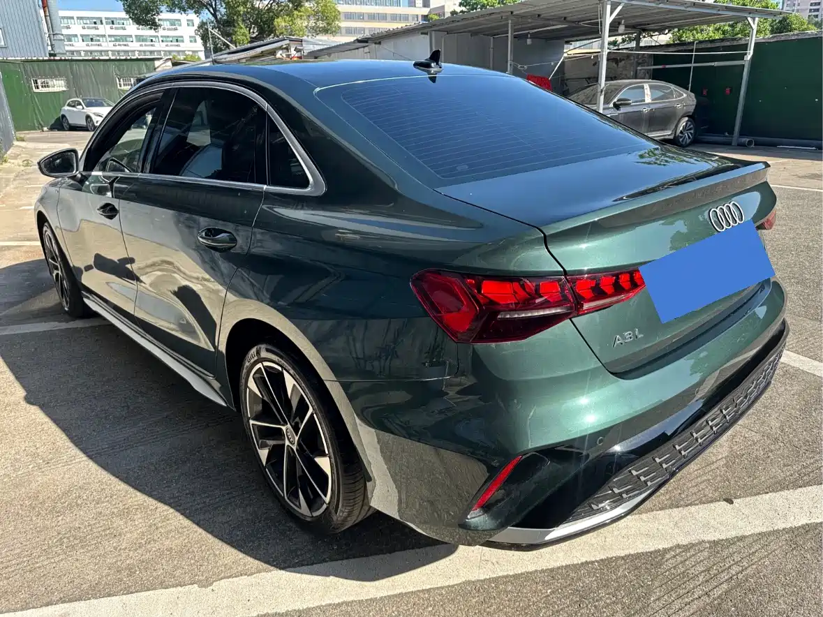 Audi A3 2025 Model A3L Limousine 35TFSI Flying Premium + Luxury Selection Package (Southern Edition) фото 17