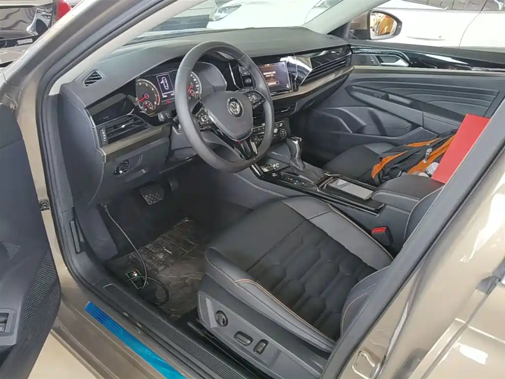 Volkswagen Passat 2019 330TSI Elite (China V) фото 15