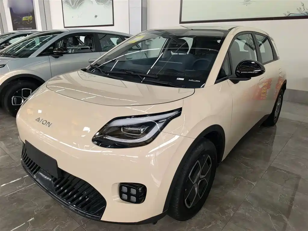 Aion UT 2025 Model 330 Starlight Edition