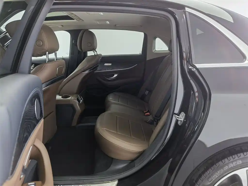 Mercedes-Benz E-Class 2018 E 200 L Sport фото 15