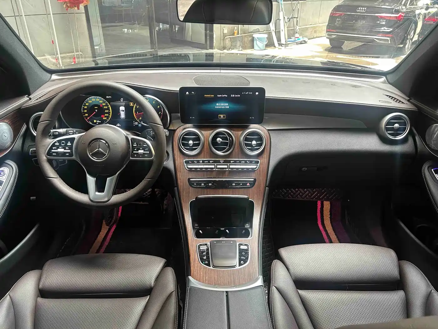 Mercedes-Benz GLC 2021 GLC 300 L 4MATIC Sporty фото 17