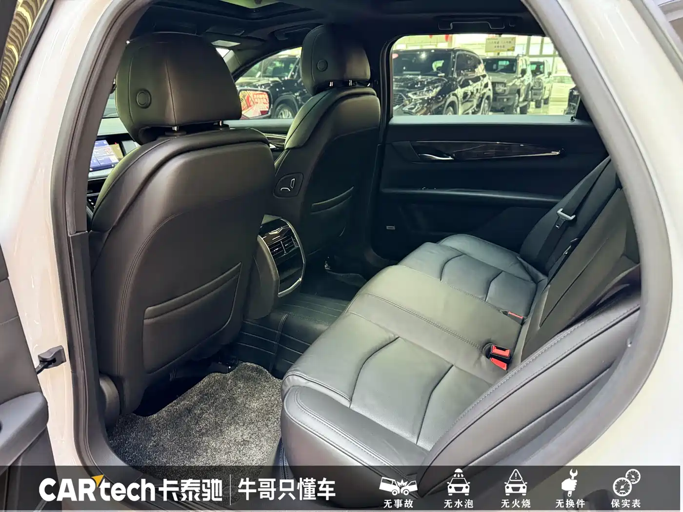 CADILLAC CT6