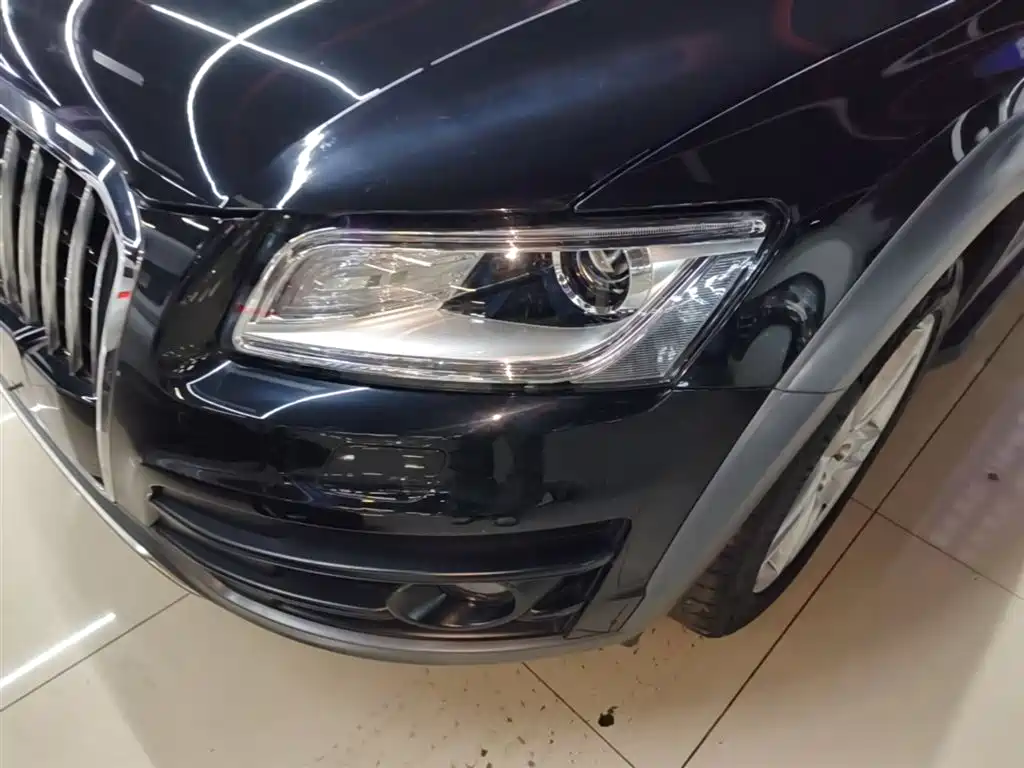 Audi Q5 2017 Plus 40 TFSI Technology фото 24