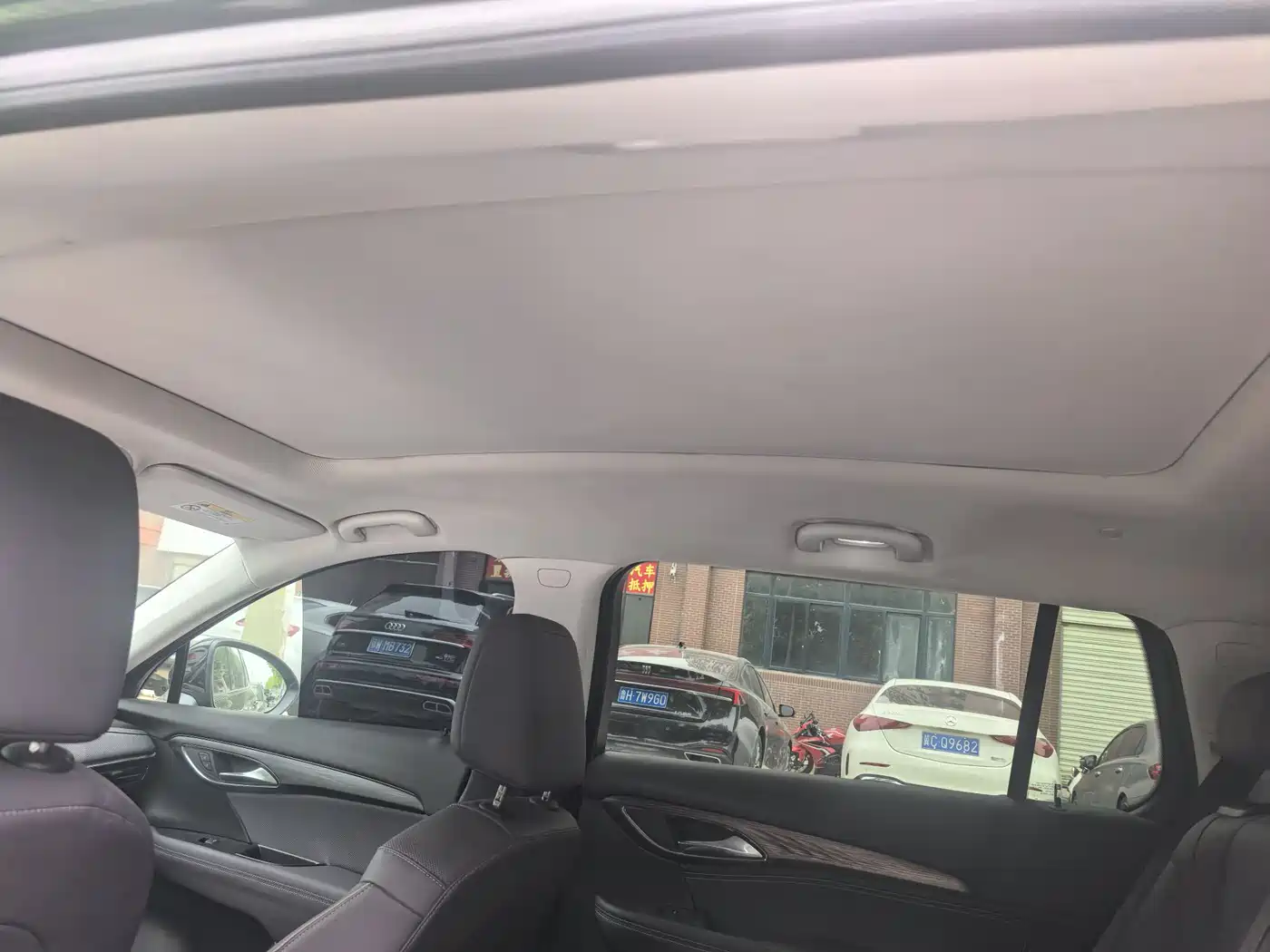 Buick Envision Plus 2025 Enclave Plus 28T 2WD Platinum Edition фото 12