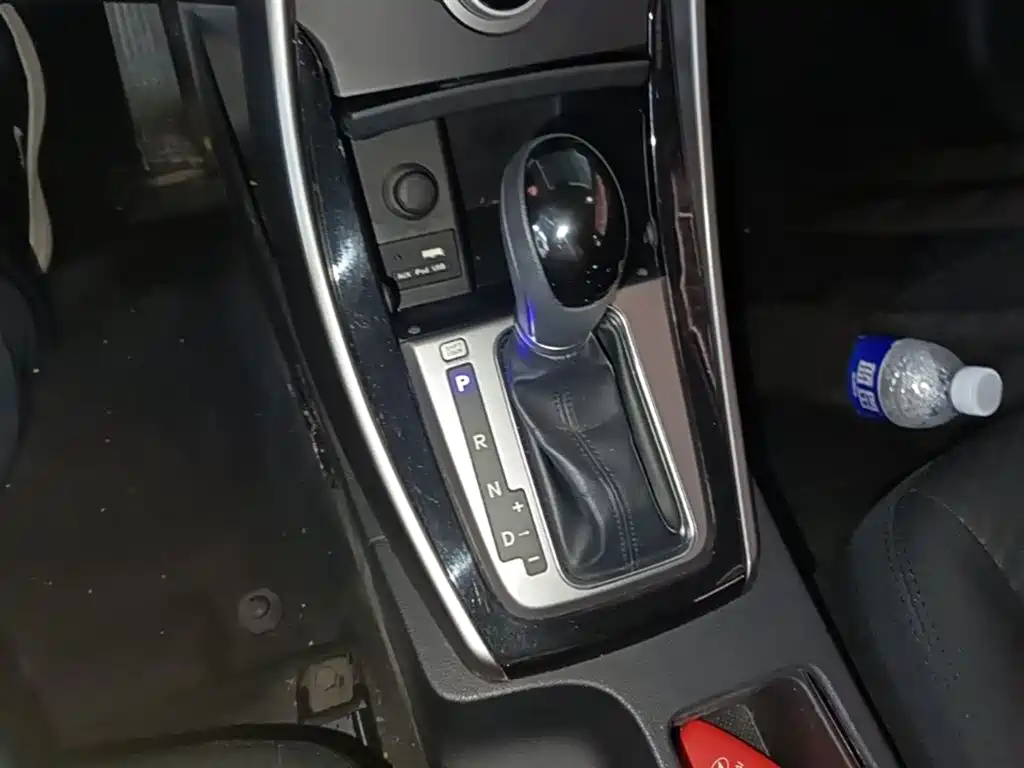 Hyundai Langdong 2016 1.6L Automatic Premium Edition фото 14