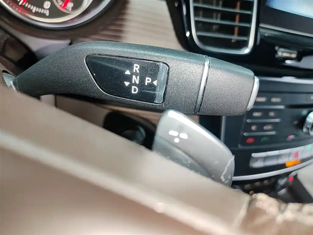 Mercedes-Benz GLS 2018 Facelift GLS 320 4MATIC фото 14