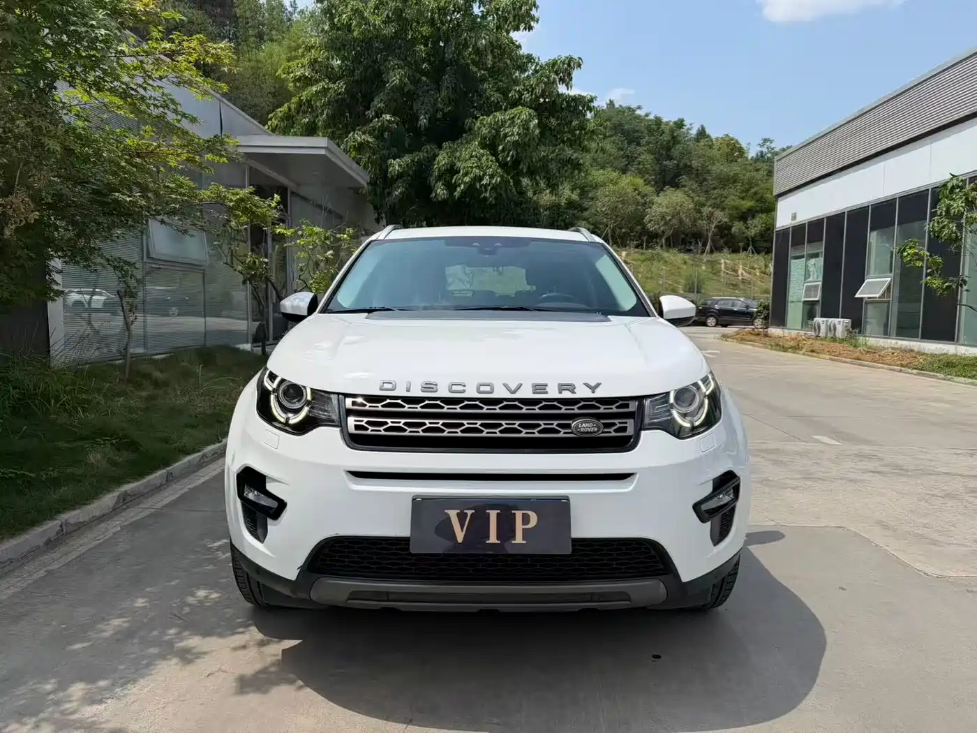 Land Rover Discovery Sport 2016 2.0T SE фото 2