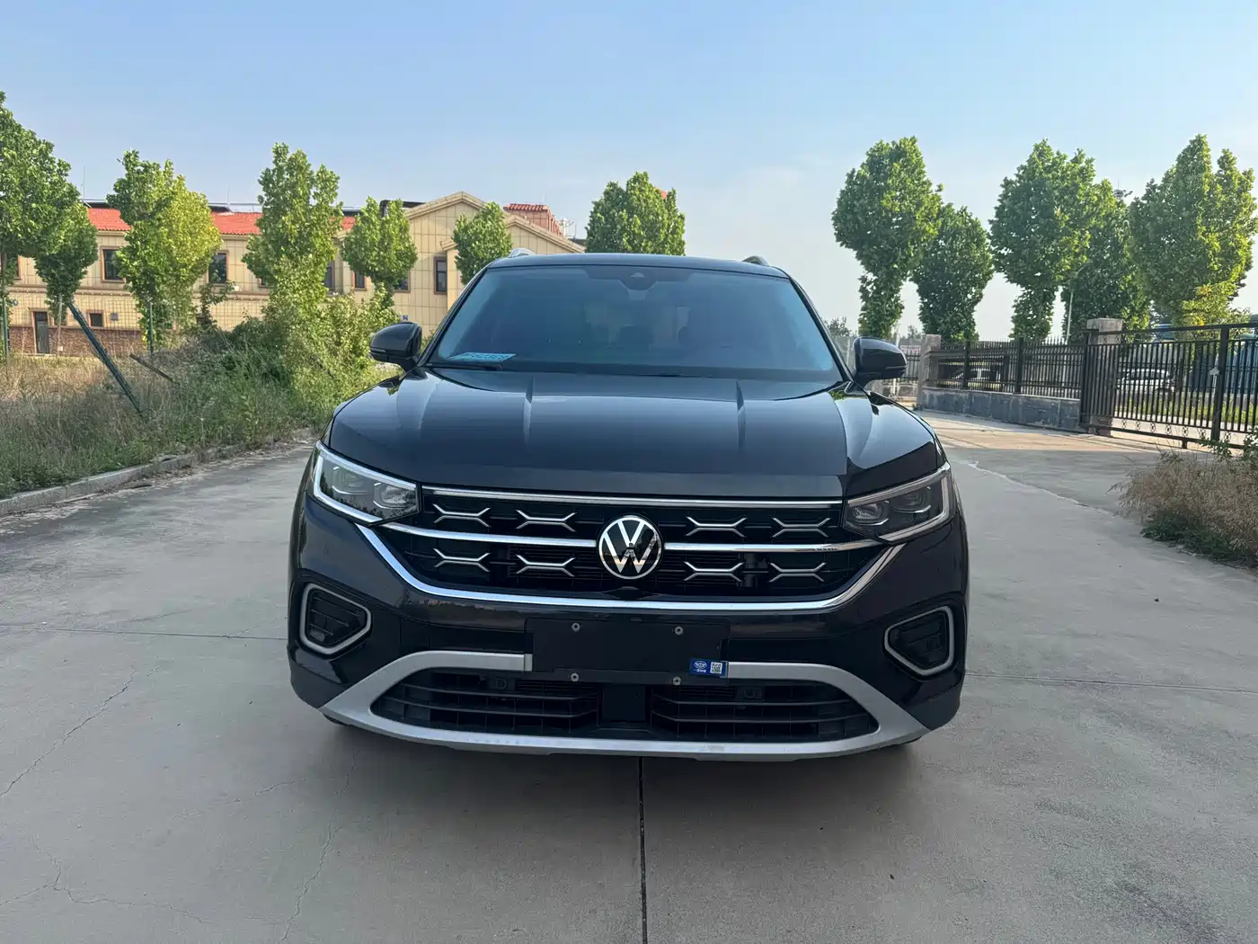 Volkswagen Tayron 2023 280TSI 2WD Luxury Plus Advanced Edition фото 3