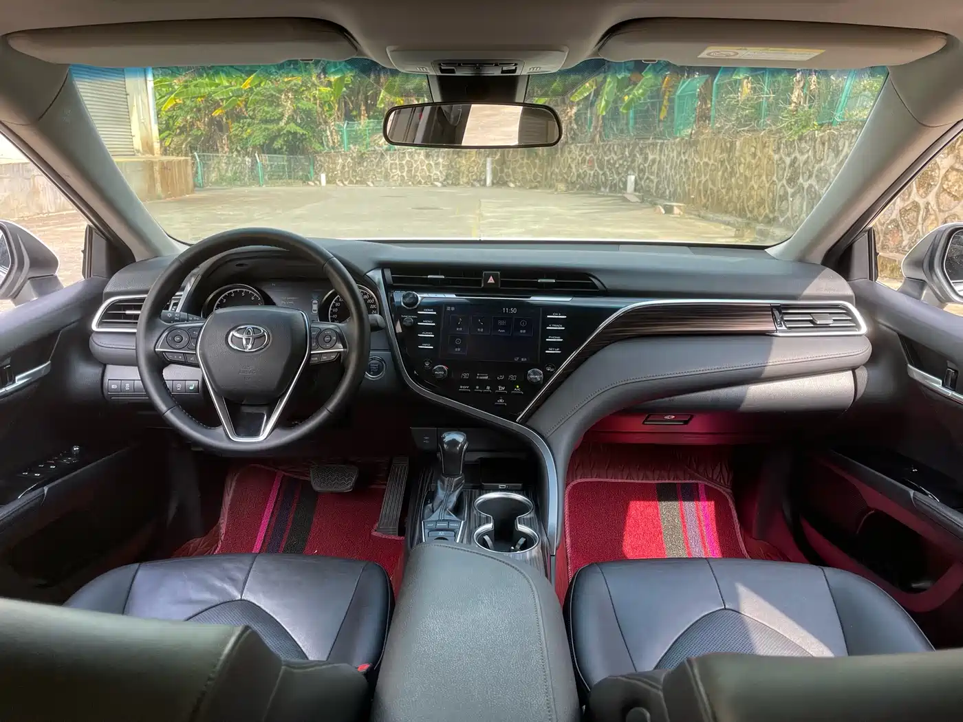 Toyota Camry 2018 2.5G Luxury Edition фото 5