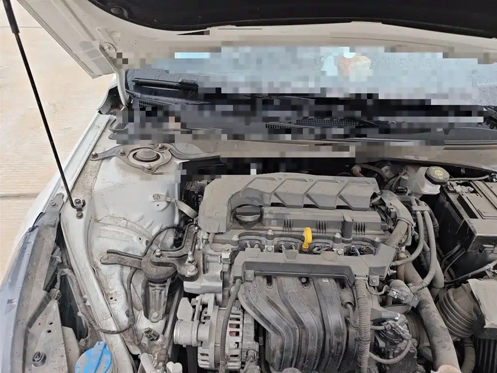 Hyundai Elantra 2022 1.5L CVT LUX Premium Edition фото 21