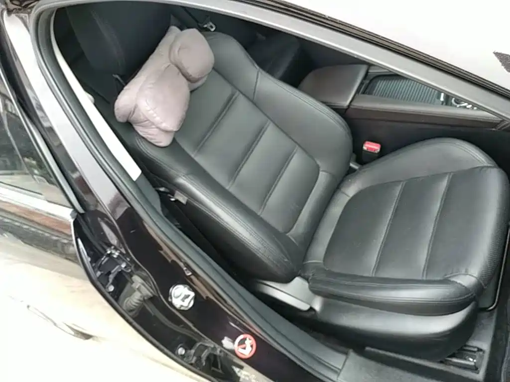 Photo 25 - Mazda Atenza