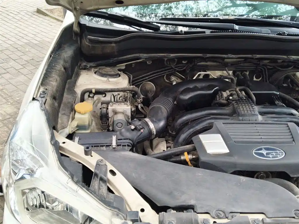Subaru Forester 2013 2.5i Automatic Premium Edition фото 23