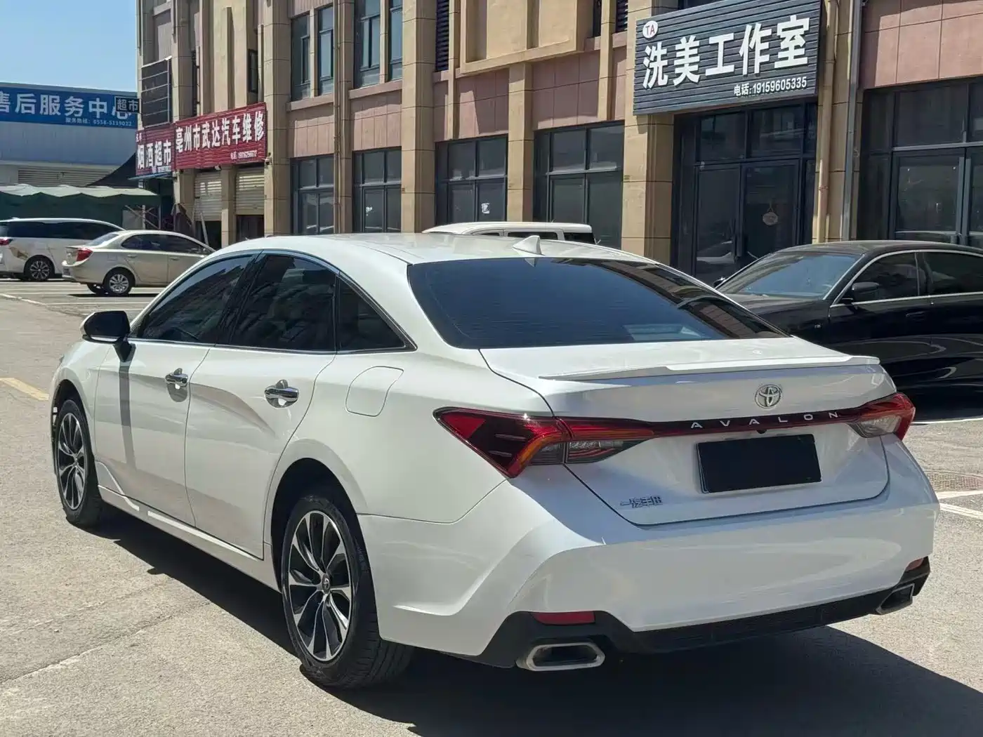 Toyota Avalon 2022 2.5L Luxury Edition фото 4