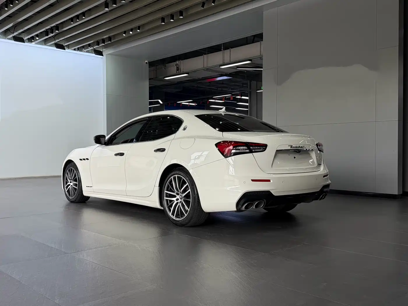 Maserati Ghibli 2020 3.0T Standard фото 19