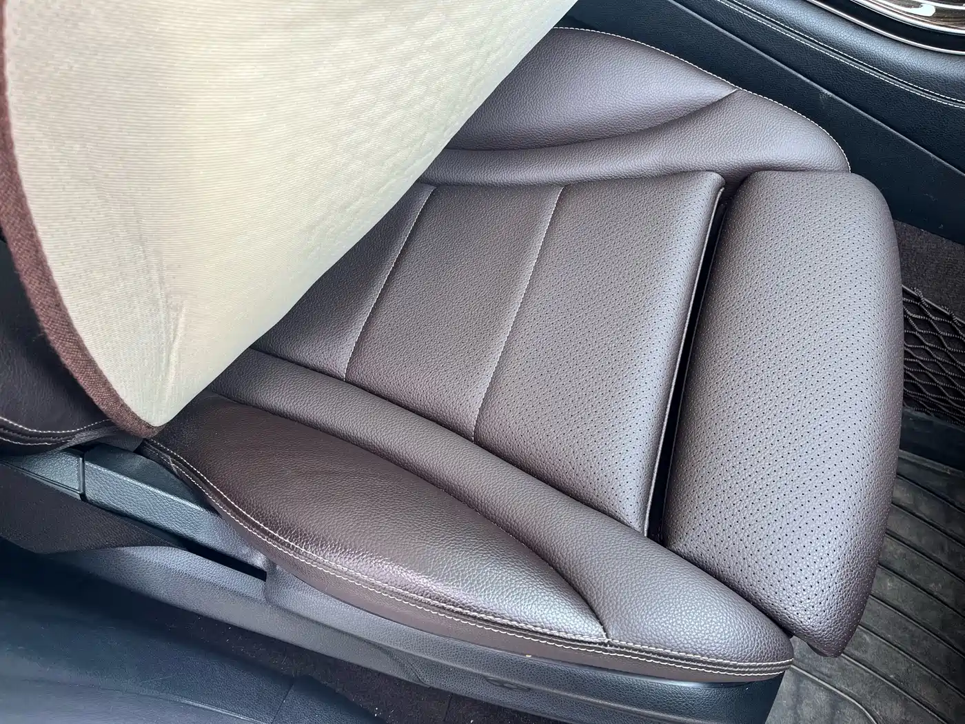 Mercedes-Benz GLC 2018 GLC 260 4MATIC Luxury фото 8