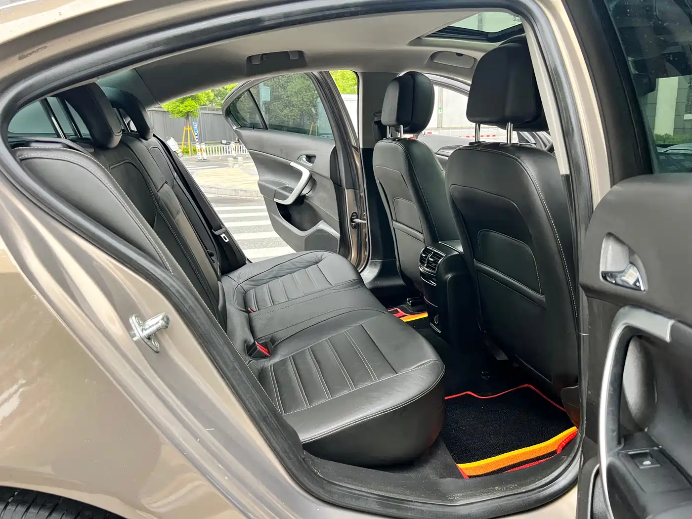 Buick Regal 2015 1.6T Elite Tech Edition фото 16