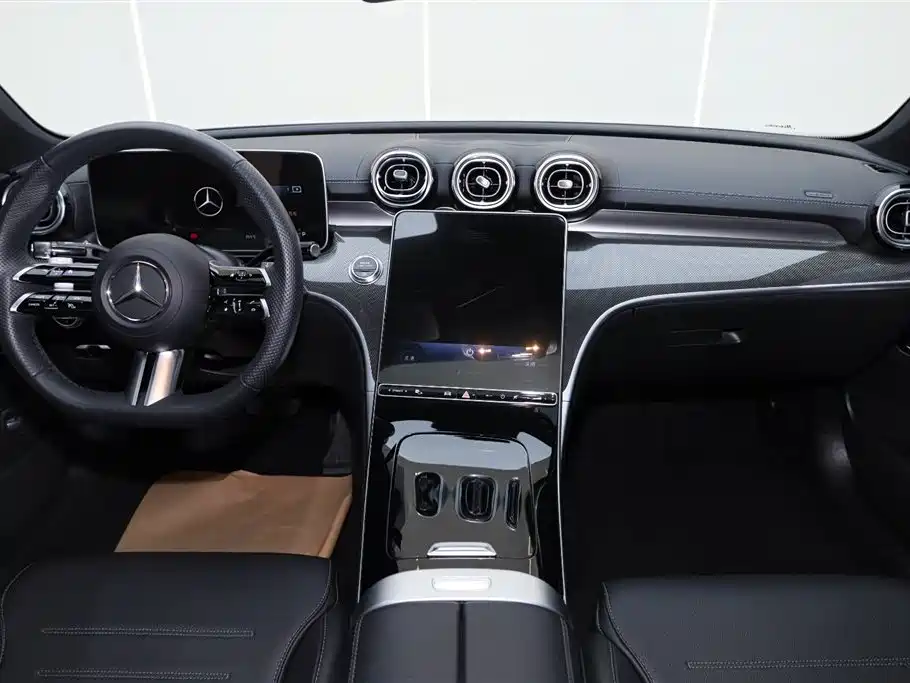 Mercedes-Benz C-Class 2023 Facelift C 260 L Sport Edition фото 24