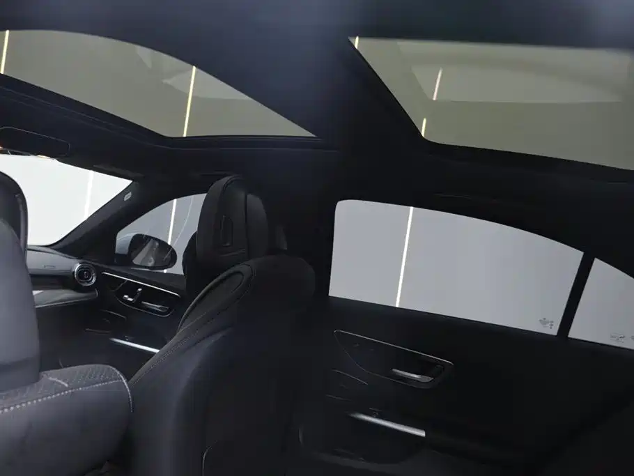 Mercedes-Benz C-Class 2023 Facelift C 260 L Sport Edition фото 23