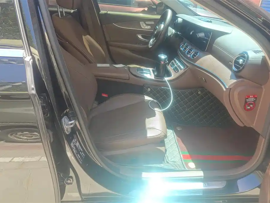 Mercedes-Benz E-Class 2019 E 300 L Luxury фото 8