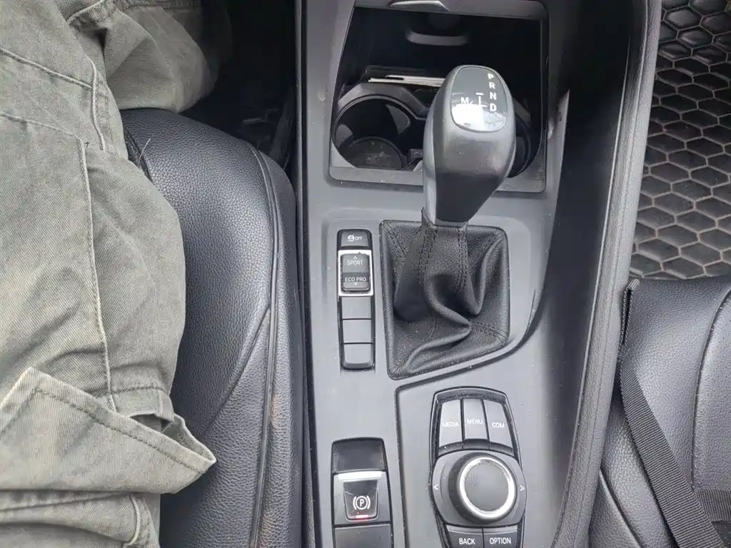 BMW X1 2019 sDrive18Li Fashion Model фото 11
