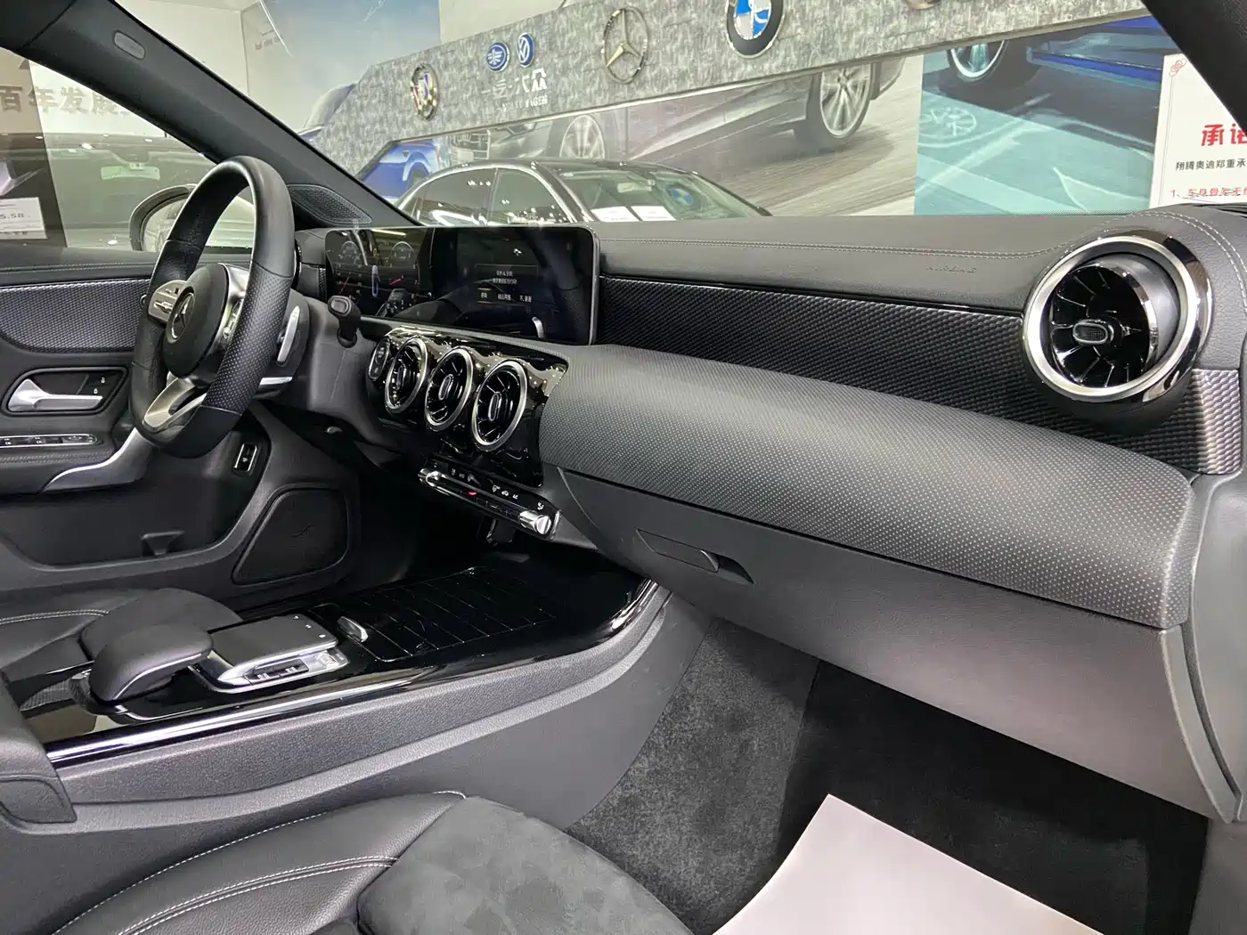 Mercedes-Benz A-Class 2020 Facelift A 200 L Sport Sedan Fashion фото 18