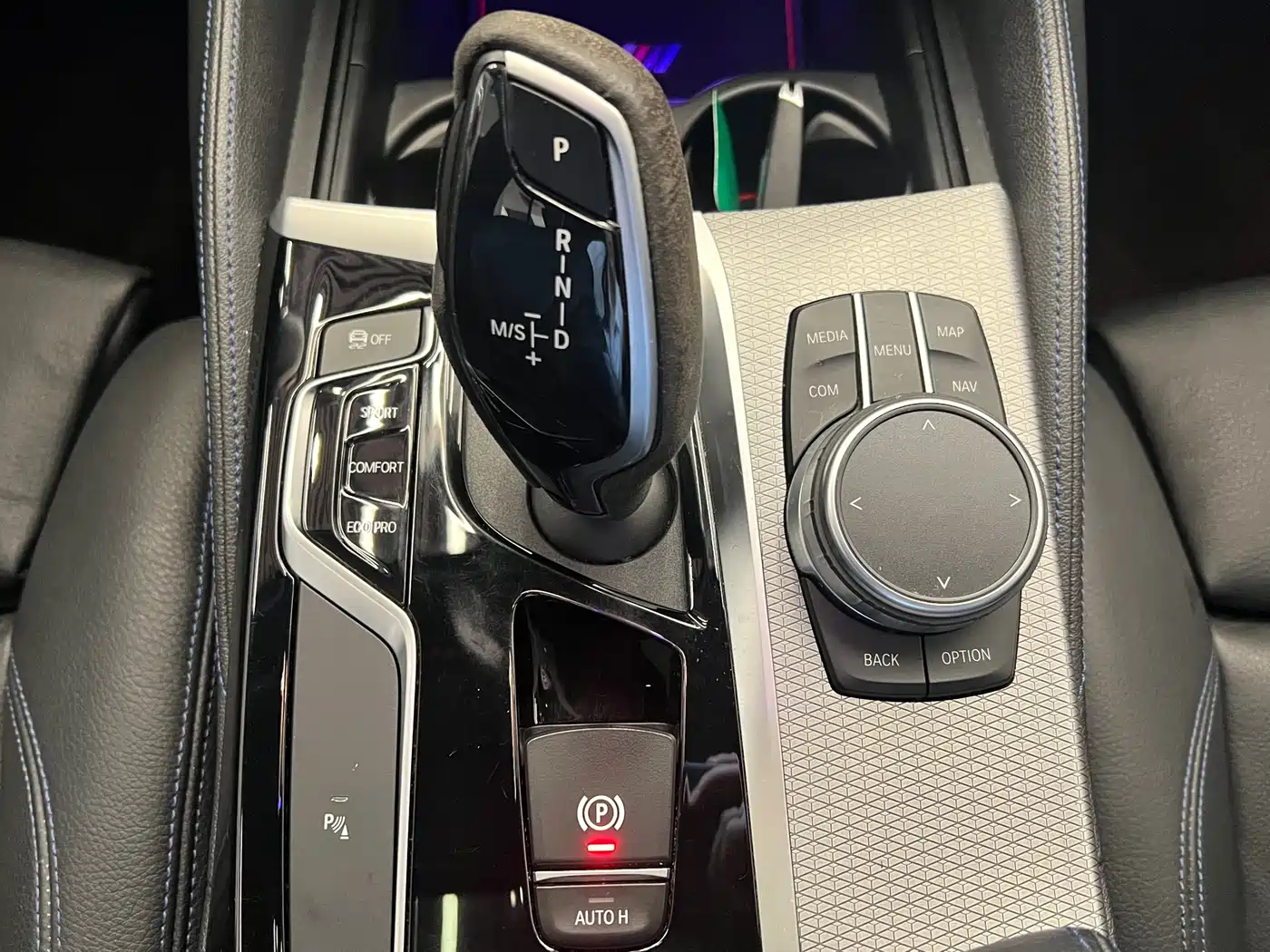 BMW 5 Series (Import) 2020 Model 525i M Sport Package фото 12
