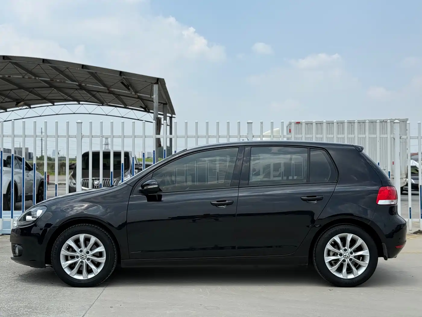 Volkswagen Golf 2011 1.4TSI Auto Comfort фото 3
