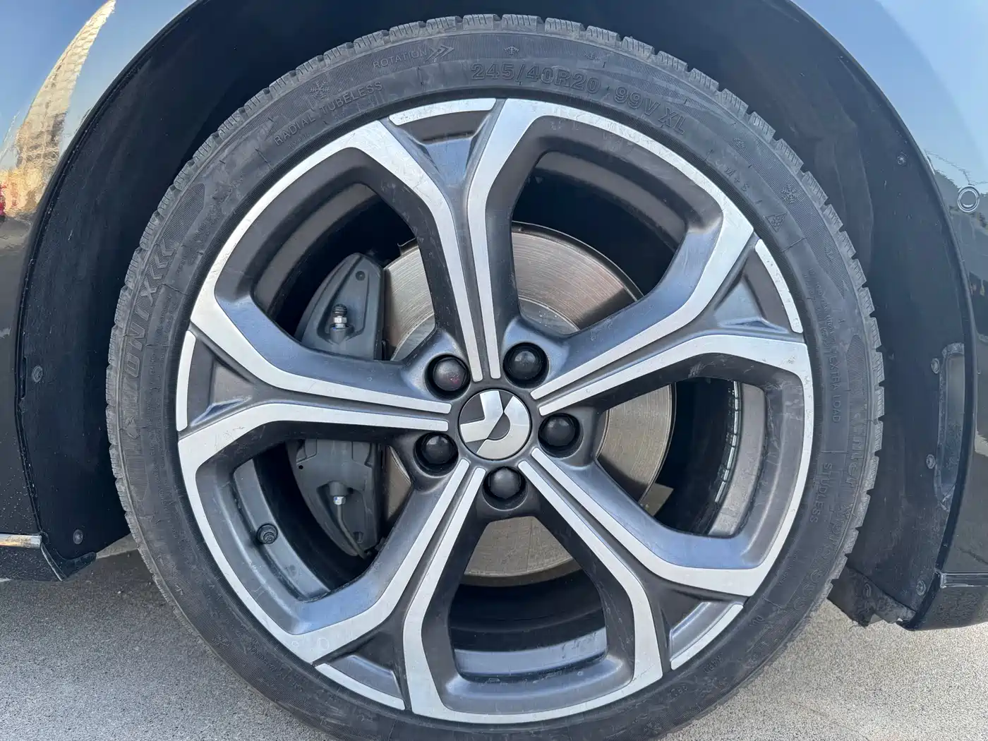 NIO ET5T 2025 75kWh Touring фото 14