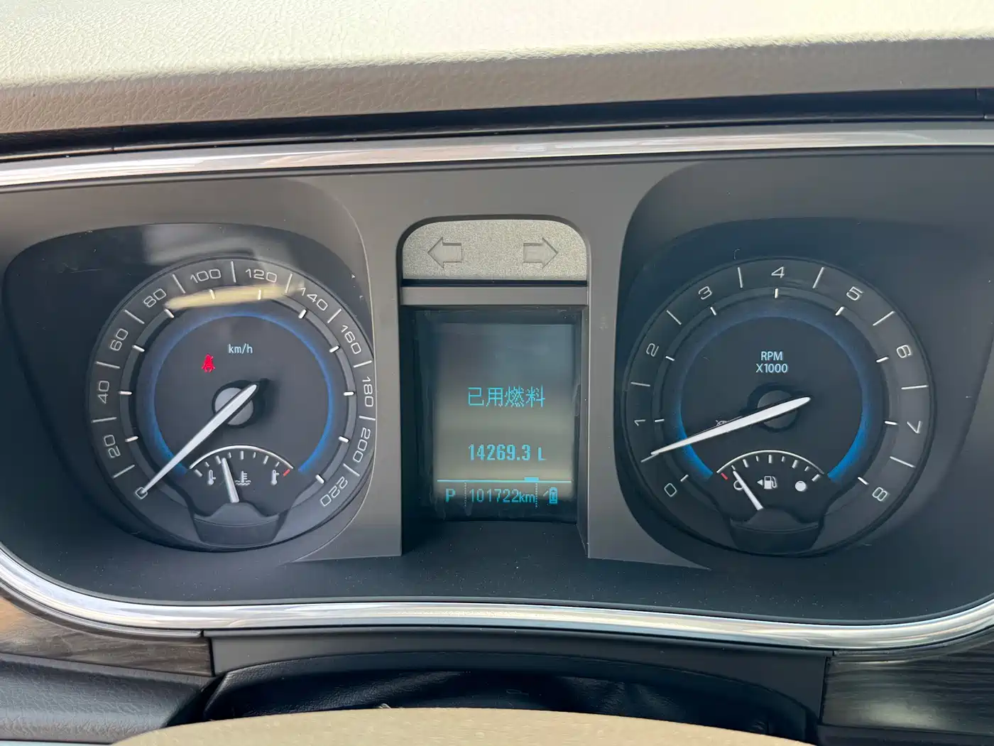 Buick GL8 2013 3.0L GT Luxury Business Elegance Edition фото 14
