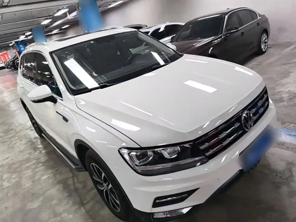 Volkswagen Tiguan L 2018 330TSI Automatic 2WD Luxury Edition фото 4