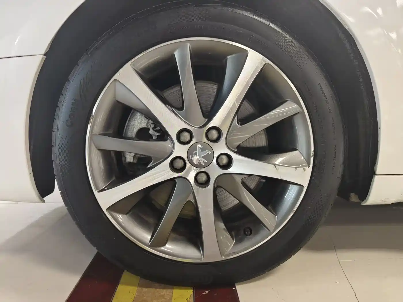 Peugeot 508 2015 1.8THP Auto Excellence Edition фото 25