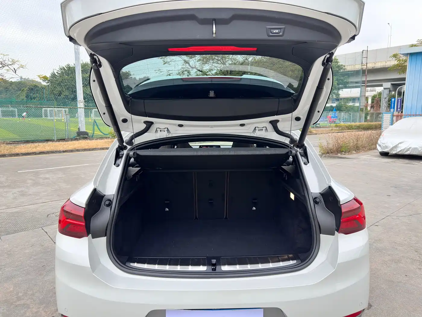 BMW X2 2021 sDrive25i Edge Edition фото 17