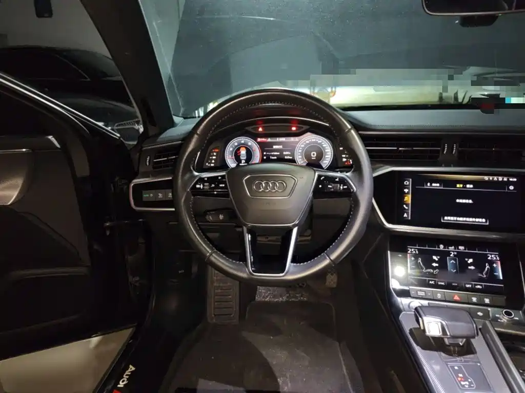 Audi A6L 2019 40 TFSI Luxury Dynamic фото 3