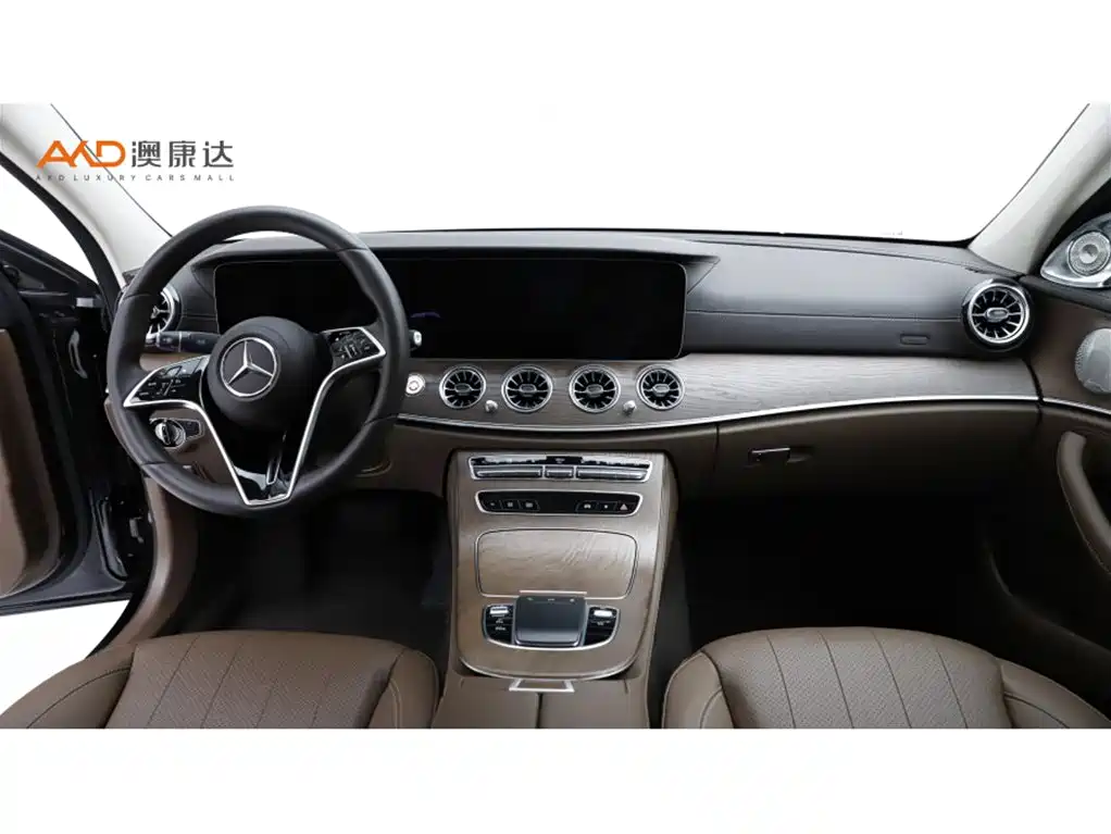 Mercedes-Benz E-Class New Energy 2023 E 350 e L Plug-in Hybrid Sedan фото 5