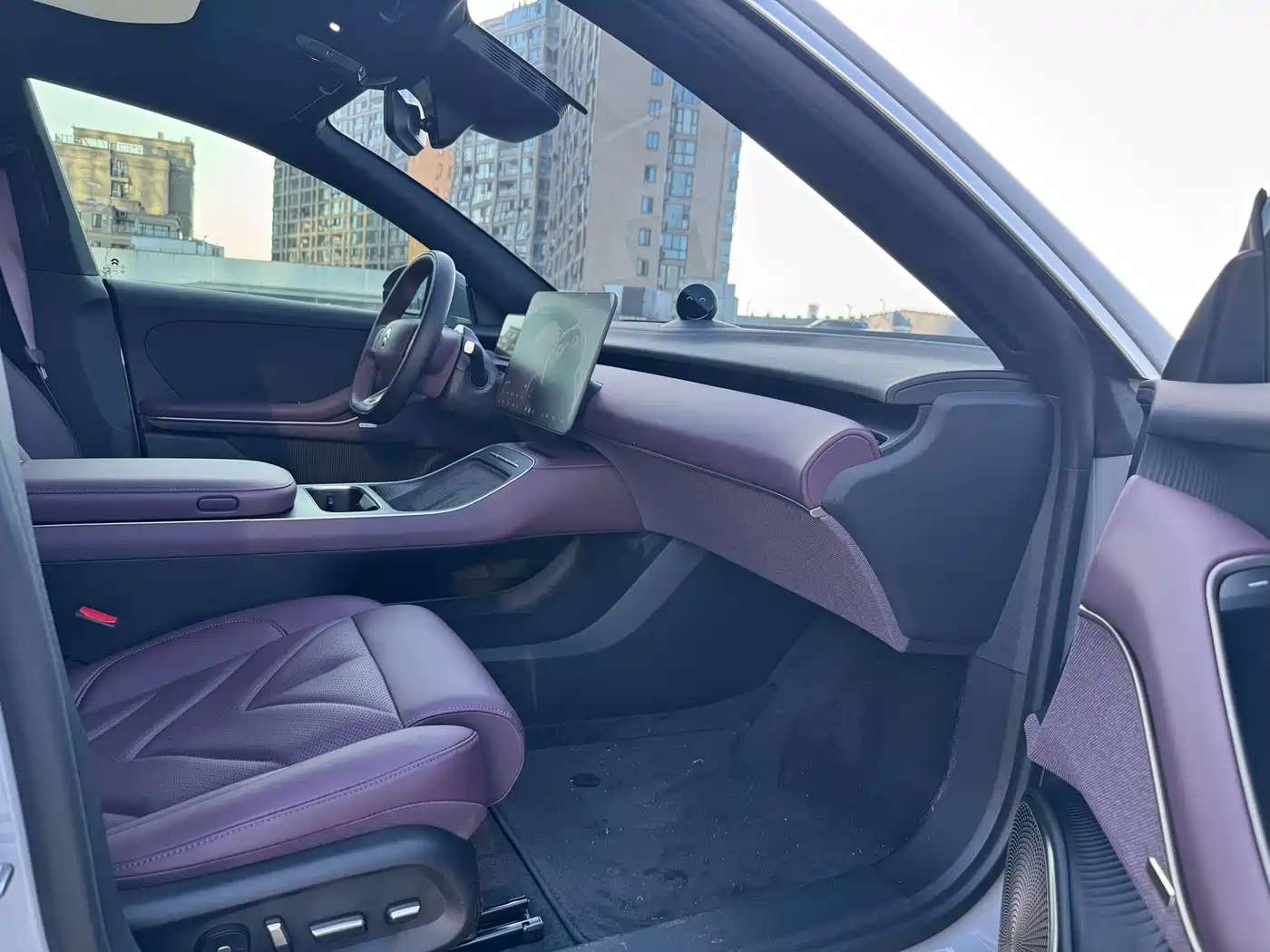 NIO ET5T 2025 Model Champion Commemorative Edition 75kWh Touring фото 14