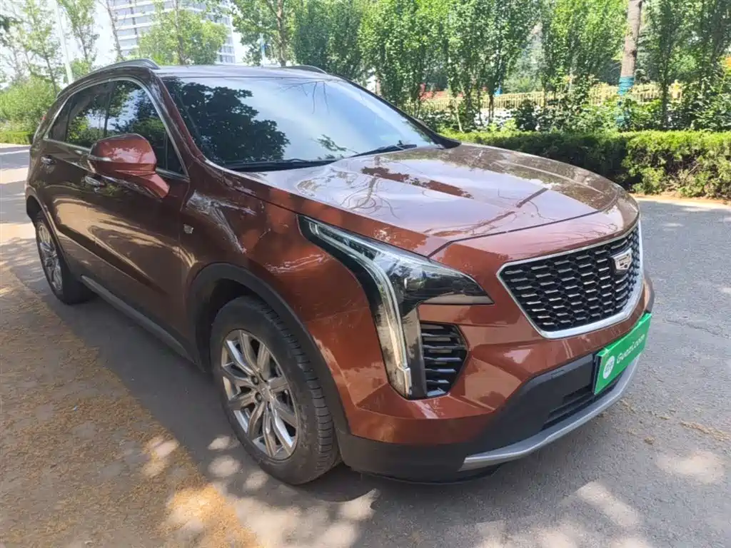 Cadillac XT4 2021 28T FWD Luxury Edition фото 4