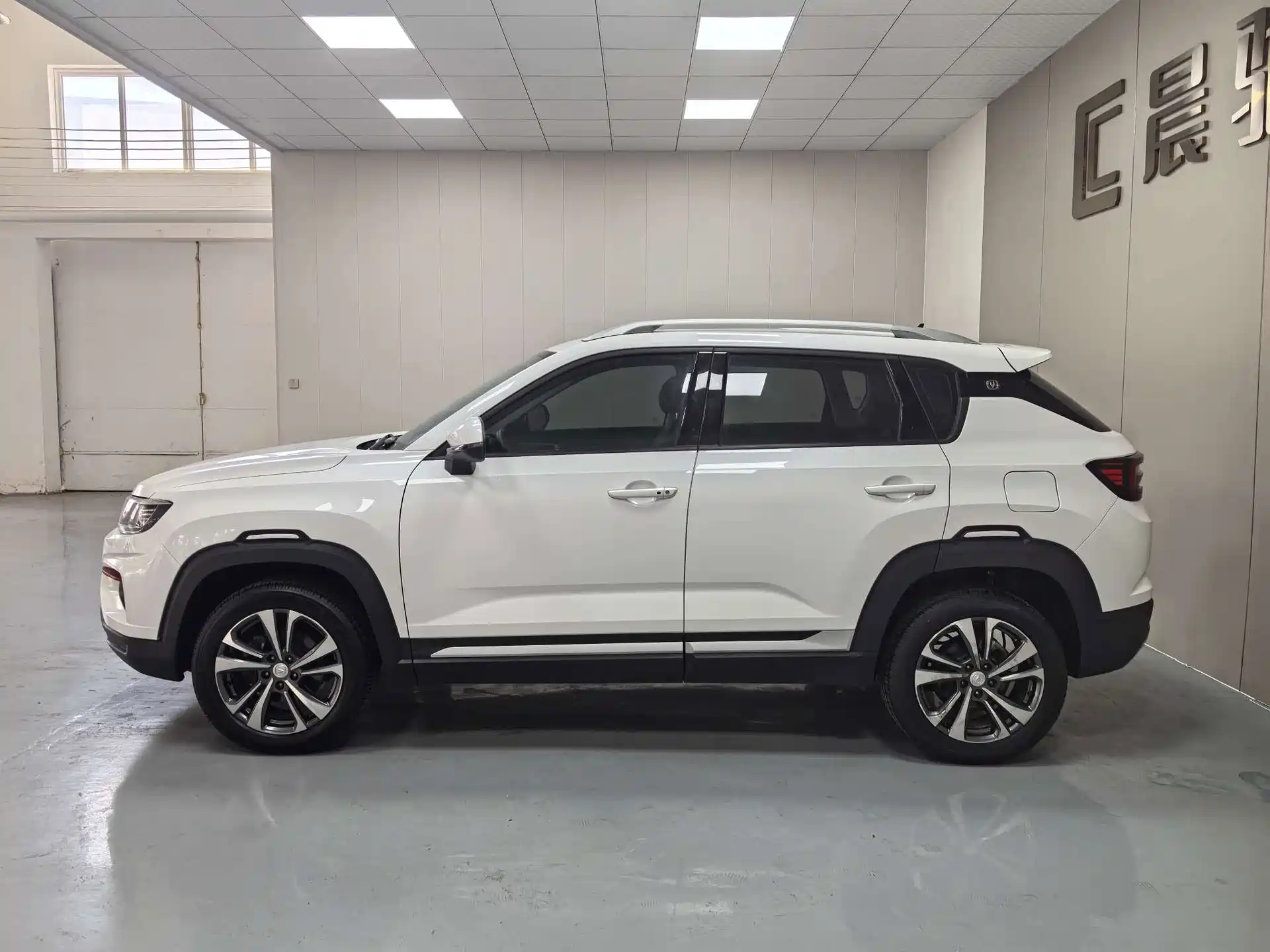 Фото 14 - Changan CS35 PLUS
